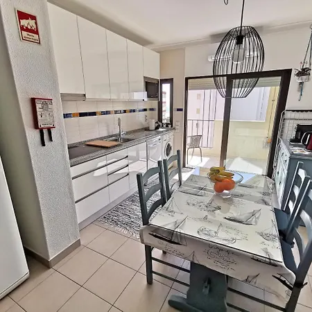 Rocha Vista Mar Grey Apartment